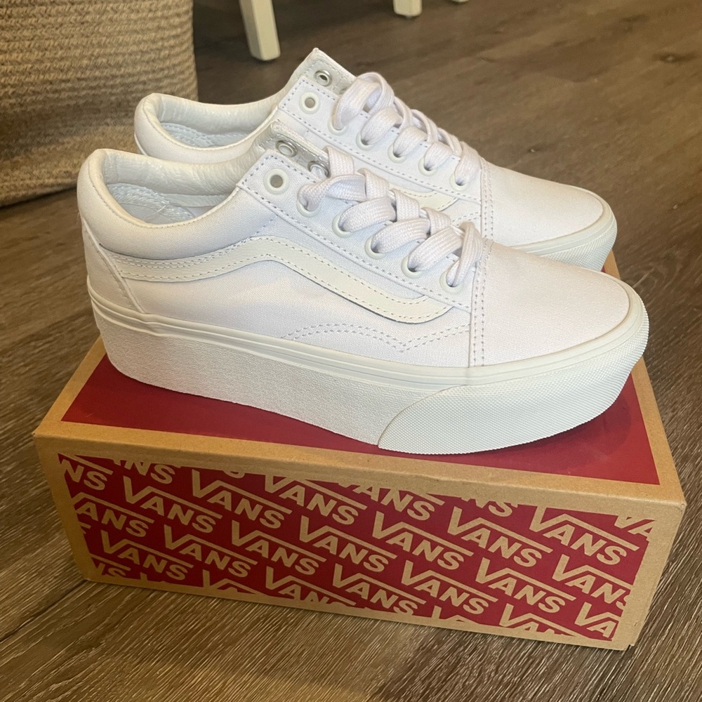 Vans Old school stack form sneakers, all white, size 6.5 women’s